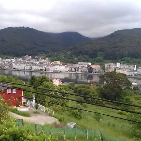 Apartamento A 10Min Del Centro En Zona Tranquila Viveiro *